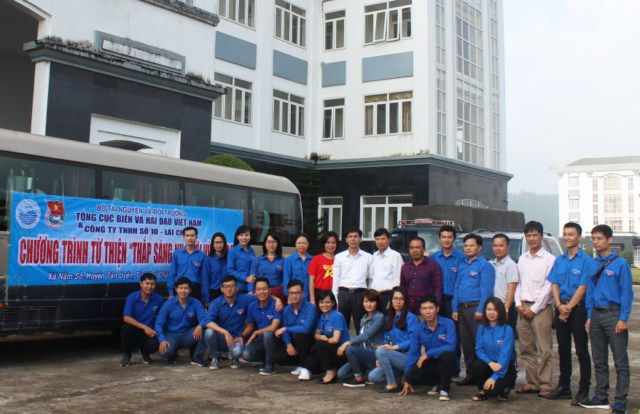 Đoàn Thanh niên Tổng cục biển và hải đảo Việt Nam thực hiện chương trình từ thiện tại tỉnh Lai Châu